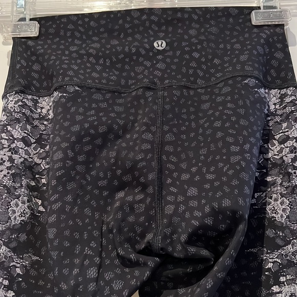 Lululemon leggings - Picture 4 of 6